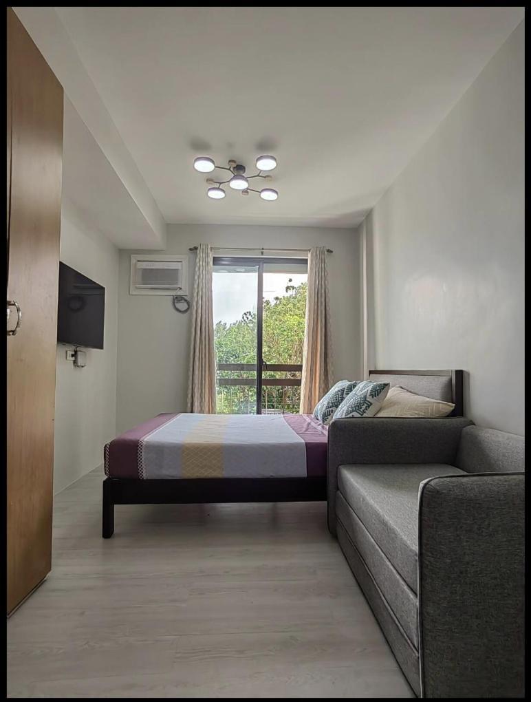 Summer10Th Pinesuites Scandi Minimalist Deluxe Tagaytay City Exterior photo