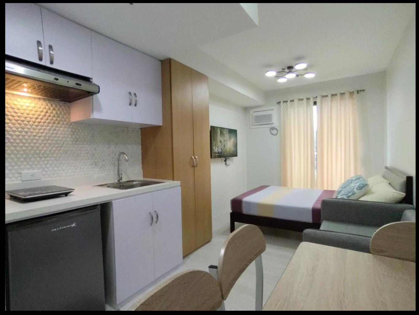 Summer10Th Pinesuites Scandi Minimalist Deluxe Tagaytay City Exterior photo
